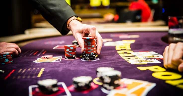 Kinh nghiệm chơi Blackjack – Kiếm 500K mỗi ngày quá dễ dàng