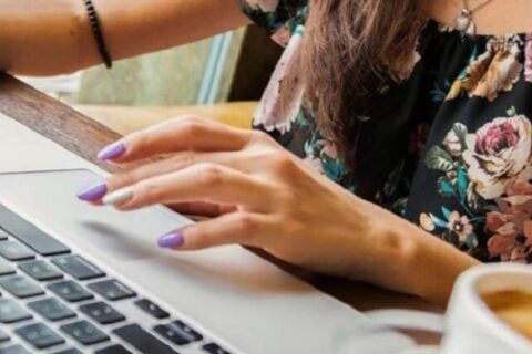 Làm đại lý w88 có yêu cầu về khả năng viết lách không?